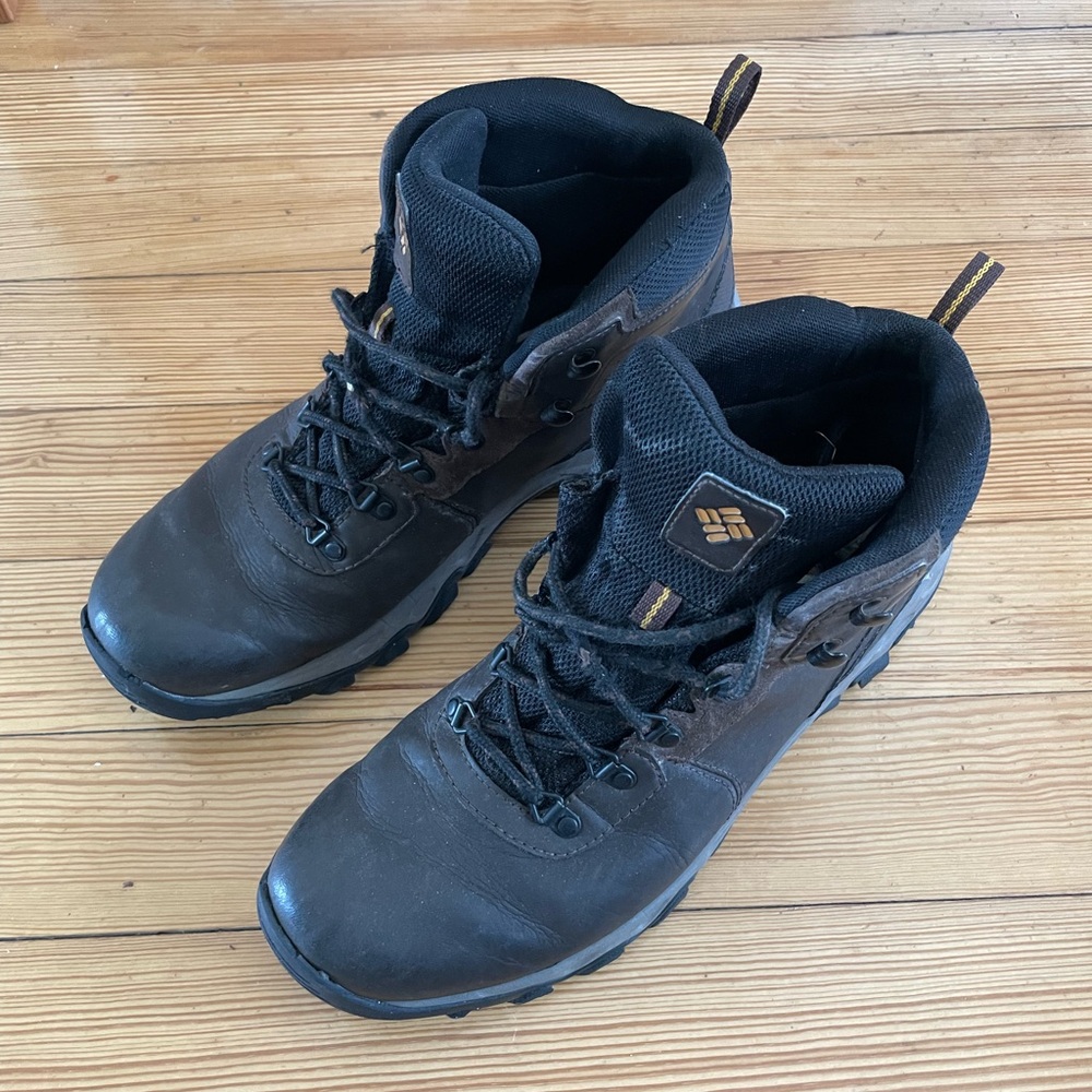 Columbia Men's Newton Ridge Plus II Waterproof Hiking Boots